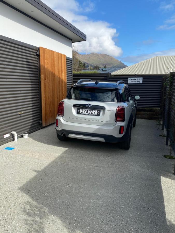 Joan'S @ 21 Apartment Wanaka Exterior photo